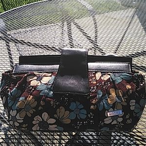 Cottage core flower romantic  grandma core clutch